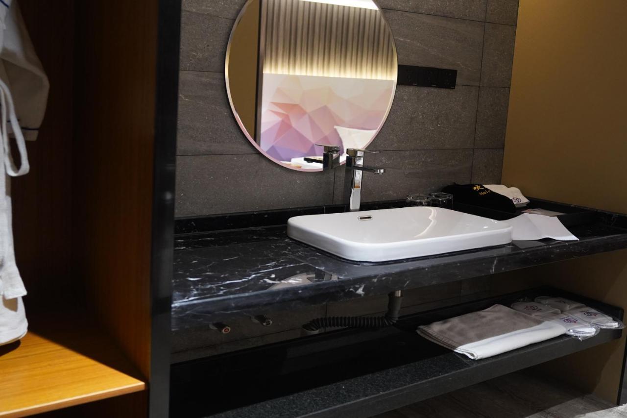 Joy Hotel Пном Пен Екстериор снимка