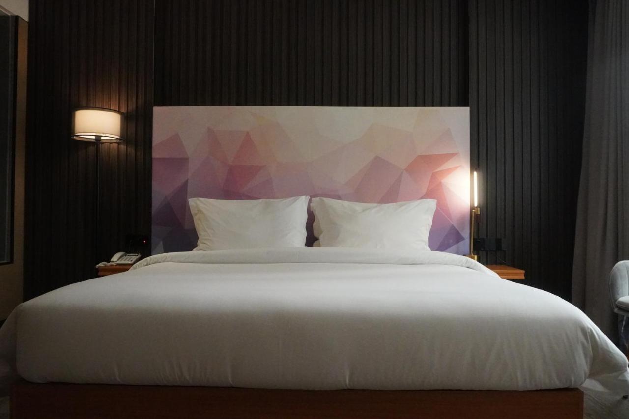 Joy Hotel Пном Пен Екстериор снимка