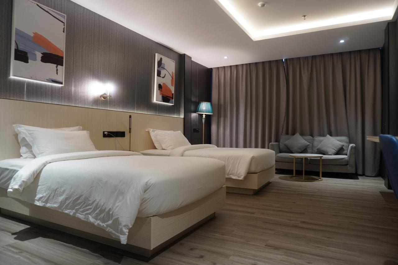 Joy Hotel Пном Пен Екстериор снимка